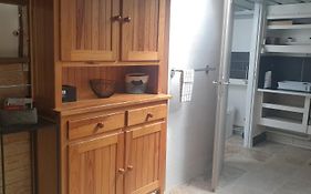 Gîte insolite vue sur le ciel étoilé , cuisine, salle d eau, 2 chambres , proche du zoo de La Palmyre